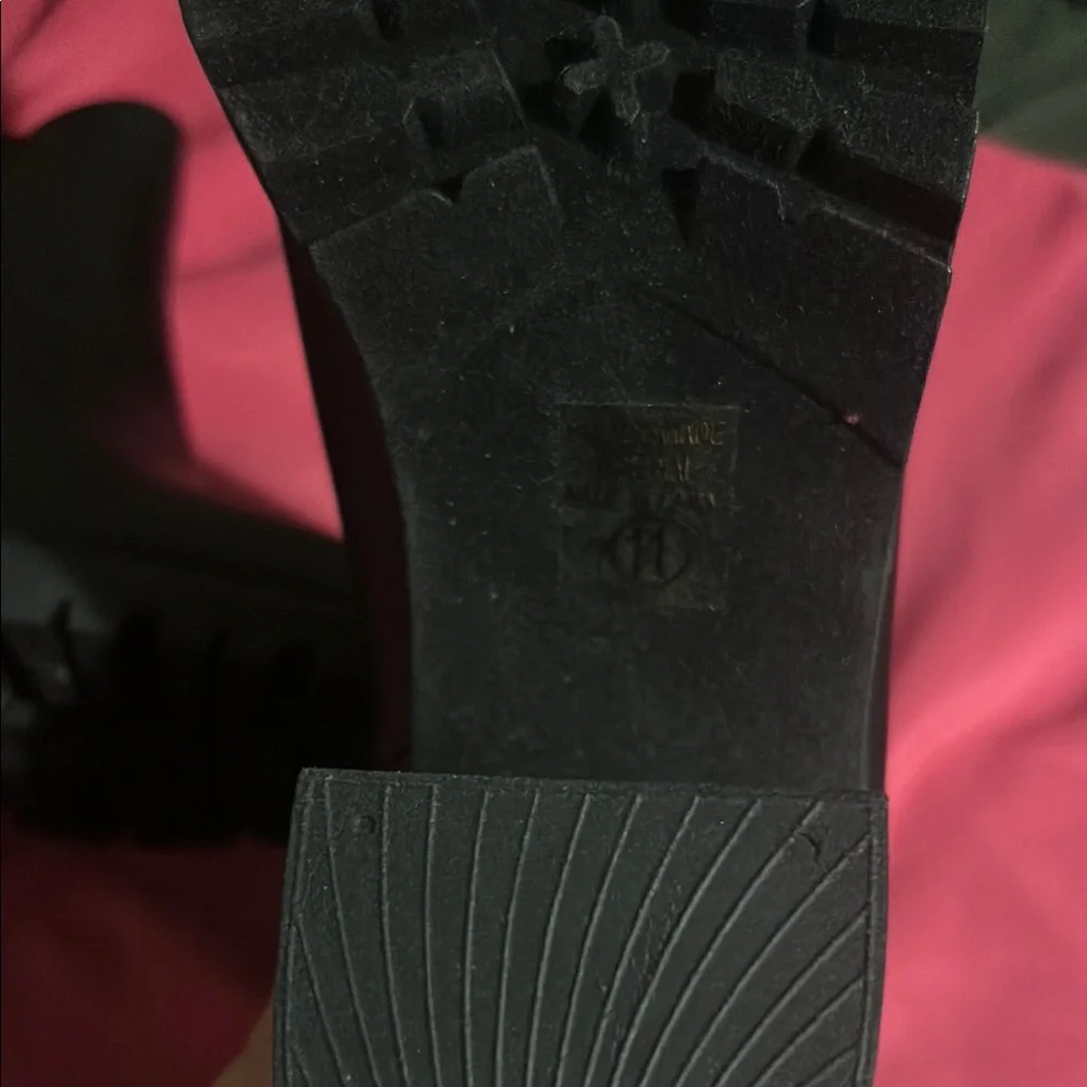 Soda Black Ankle Booties with Sleek Modern Design - Picture 2 of 3